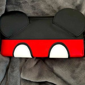Lounge fly Mickey Mouse wallet